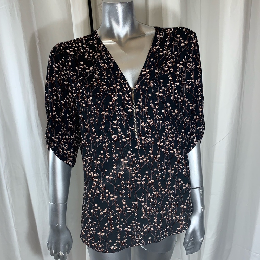 🔥4:$20🔥SALE🔥Express women’s blouse